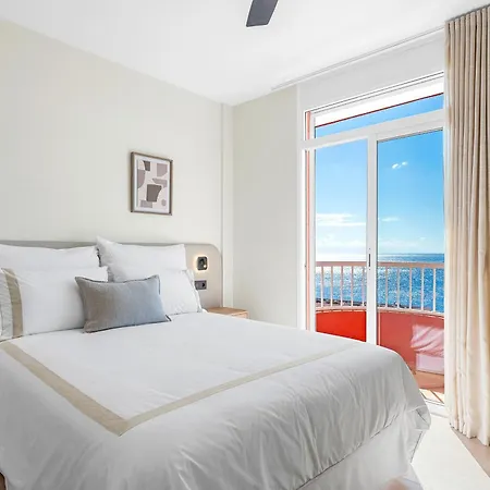 Duplex De Lujo Frente Al Mar Terraza En Apartamento